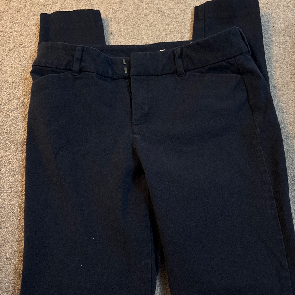 Old Navy mid rise pixie pants navy color